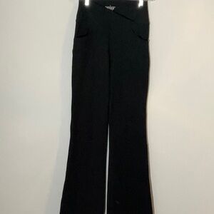 Black unbranded bell leggings 
(12.24.76EB)